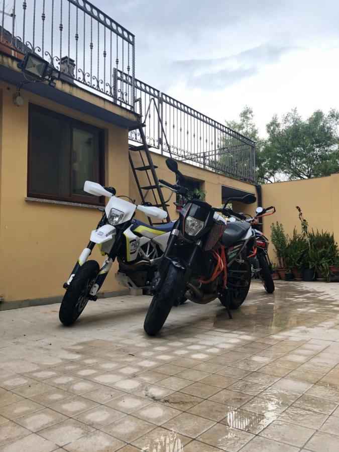 Domus Birdi Bed & Breakfast Orroli Bagian luar foto